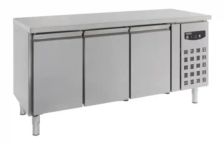 Schnäppchen 700 Kühltisch 3 Türen