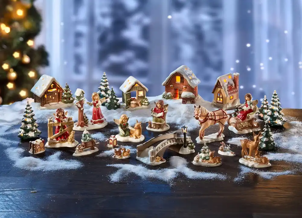 Winterliche Szene Tolle Himmelsboten im Winterwald Online Kaufen