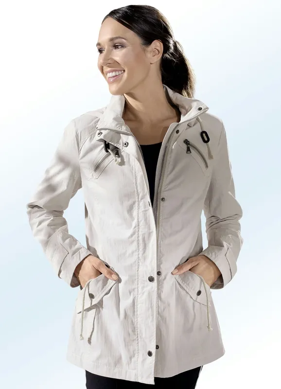 Expressversand Jacke mit weitenregulierbaren Ärmelriegeln