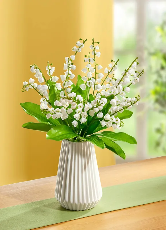 Neu Im Sortiment Maiglöckchen in Keramikvase