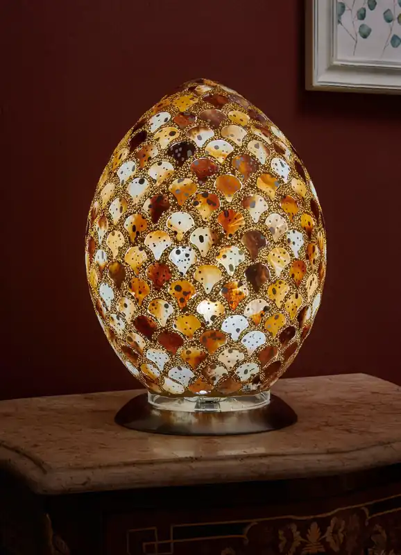 Tischleuchte in Eiform mit Mosaik-Effekt Mega-Angebot